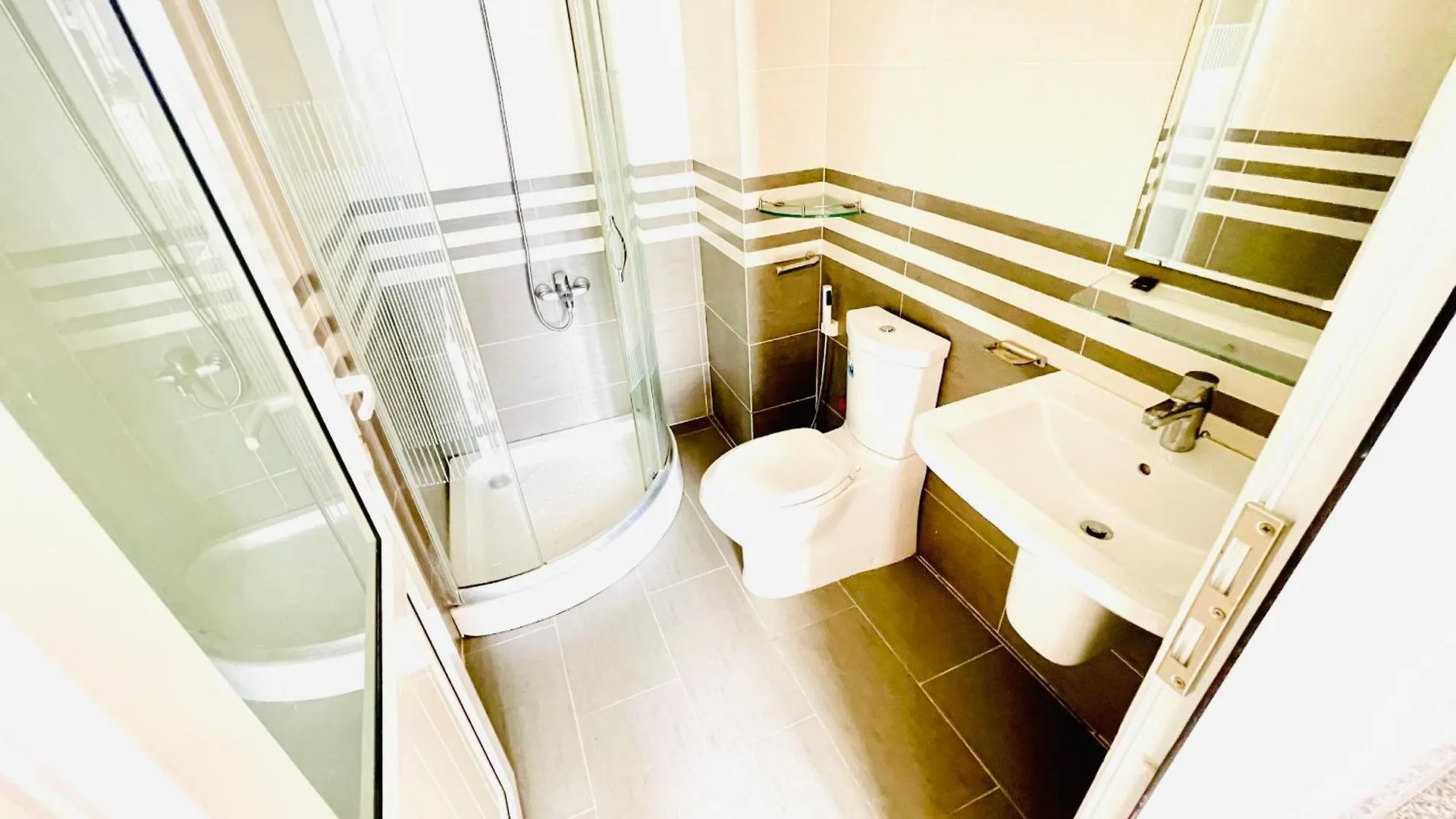 Emerald Apartments Ho Či Minovo Město 0*,  Vietnam
